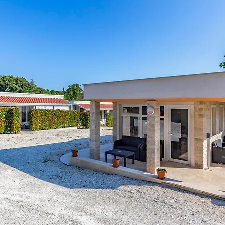 Mobile Superior-6 By Interhome Pula