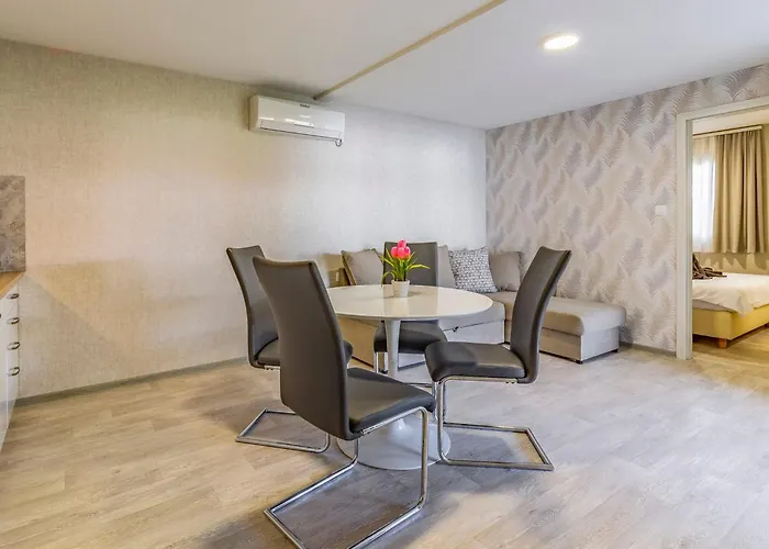 Vikendica Mobile Superior-6 By Interhome Pula