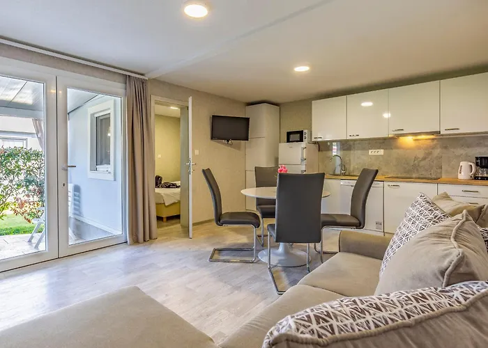 Vikendica Mobile Superior-6 By Interhome