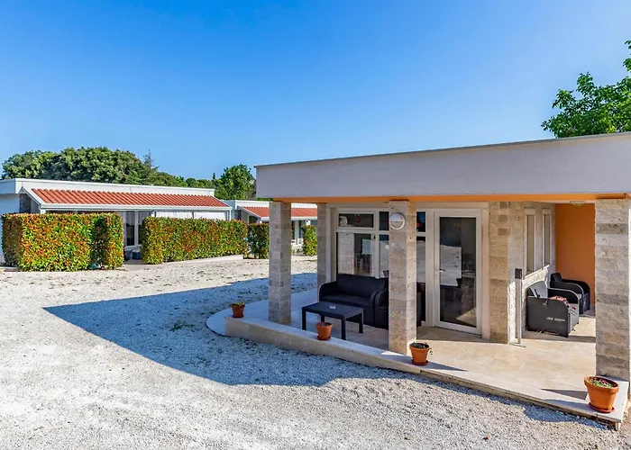 Mobile Superior-6 By Interhome Pula