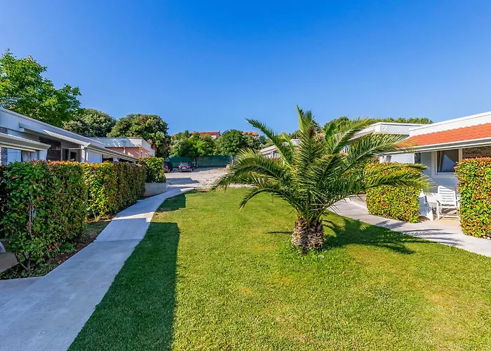 Mobile Superior-6 By Interhome Vikendica Pula