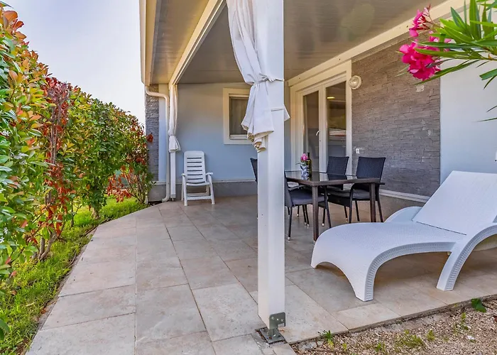 Mobile Superior-6 By Interhome