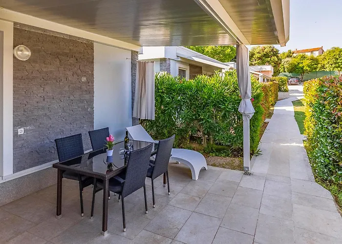 Mobile Superior-6 By Interhome 別荘